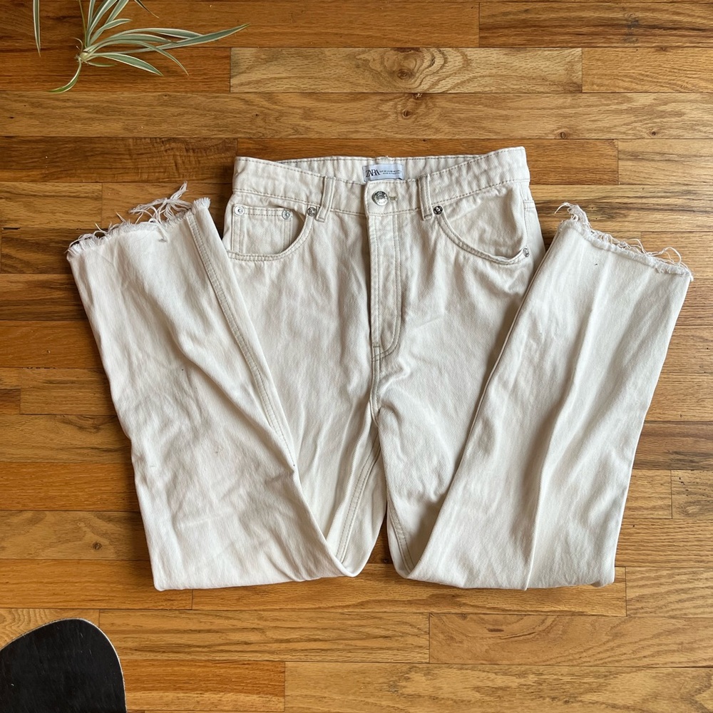 Zara cream ultra high waist straight leg jeans with raw hem